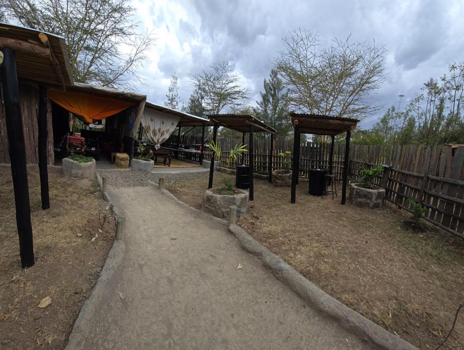 Lillypond Camp Hotel Elmenteita ภายนอก รูปภาพ